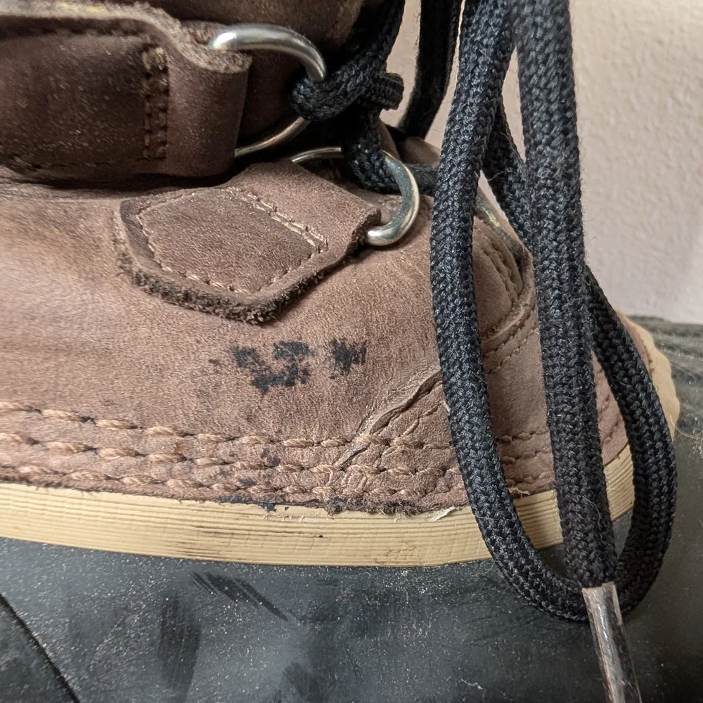 Sorel Caribou Winter Boots, Men’s‎ Size 9